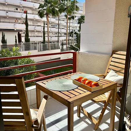 Olympia Palmalicious *