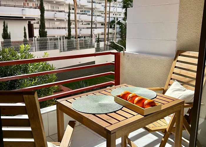 Olympia Palmalicious *