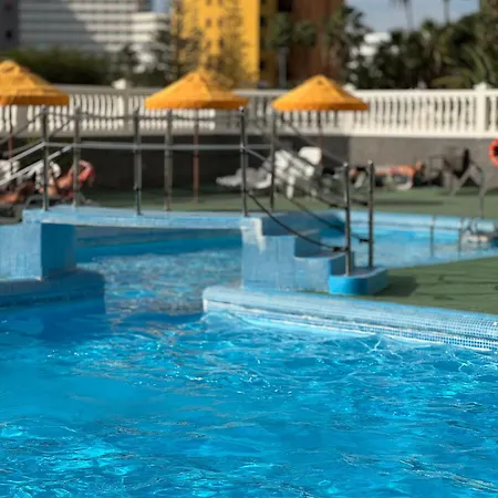 Olympia Palmalicious Lejlighed